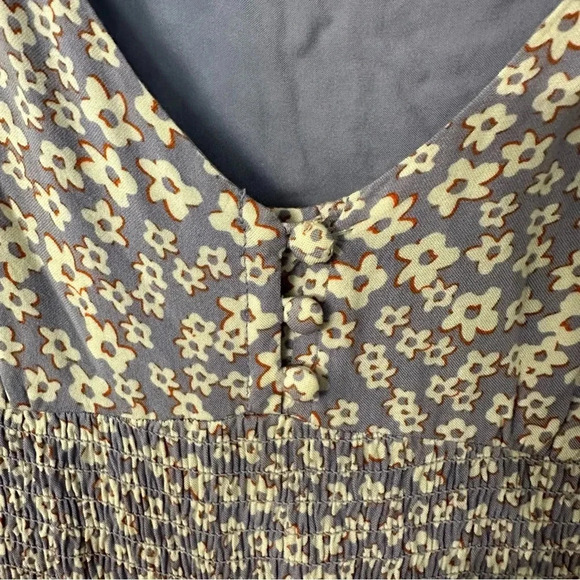 Auguste The Label Women’s Short Sleeve Lavender Floral V-Neck Jumpsuit Sz 10 GUC - Picture 6 of 12